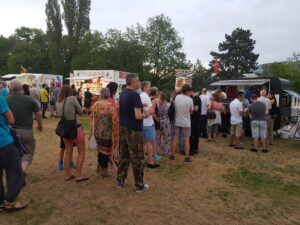 66641162_622021208305342_1434537351949844480_o